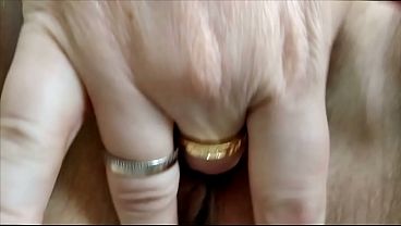 Tontonan Memek Dan Bongkahan Memek Dari Pelacur Kamera Tua Rusia Yang Terkenal, Bikin Crot Terus!.