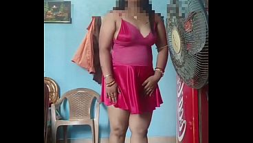 Ibu Tiri Desi India Yang Genit, Ajak Main Di Kamar