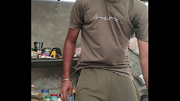 Bocil India Sendirian Muterin Kontol Mungilnya