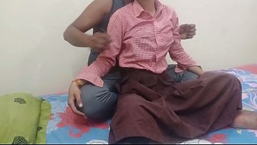 Cewek Desi Desa Colmek Sambil Mainin Memek, Ngewe Bareng Cewek Kuliahan Yang Imut-imut Banget
