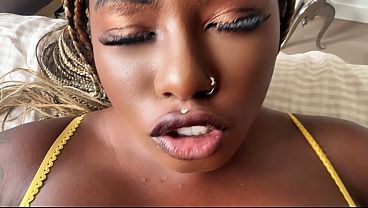 Xeinna Rose Pov: Hitam Montok Ngewe Kontol Putih Besar Kakak Tiri